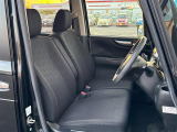 【 フロントシート 】使えるフロントシートで快適ドライブ♪