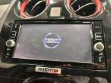【純正SDナビ】FM&AMを聴くことは勿論のこと!!CD&DVD再生可能で地デジTVの視聴も可能な多機能ナビでドライブも快適ですよ☆