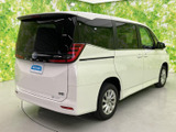 ノア 1.8 ハイブリッド Z E-Four 4WD 