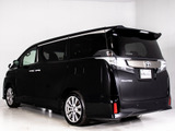 ★展示前点検実施★特殊な機材も用いて、全車点検を実施しております!