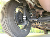 お車を安心してお乗りいただく為には、足回りの定期点検が欠かせません。サービスサポート(有償保証)では無料点検もご提供しており、安心のカーライフをお過ごしいただけるサポート体制が整っています。