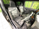 運転席シート廻りは使用感も少なく、良好な状態となっています。丁寧に使われていたことがよくわかりますね。