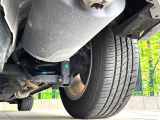 お車を安心してお乗りいただく為には、足回りの定期点検が欠かせません。サービスサポート(有償保証)では無料点検もご提供しており、安心のカーライフをお過ごしいただけるサポート体制が整っています。