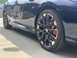 BMW純正アルミホイールです。納車時にはアルミホイールコーティングも承っております!是非ご検討下さいませ。