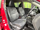 運転席シート廻りは使用感も少なく、良好な状態となっています。丁寧に使われていたことがよくわかりますね。