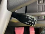 【クルーズコントロール】高速道路もラクラク走行。アクセルを離しても一定速度で走行ができ、長距離運転時の負担を軽減!加速・減速も簡単なスイッチ操作で調整できます。