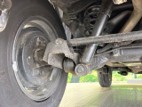 お車を安心してお乗りいただく為には、足回りの定期点検が欠かせません。サービスサポート(有償保証)では無料点検もご提供しており、安心のカーライフをお過ごしいただけるサポート体制が整っています。