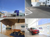 当店は、ご来場いただくお客様すべてにリラックスしてお過ごしいただけるよう北欧気分を存分に味わえる最新CIを導入した店舗です。北欧珈琲・紅茶などを飲みながらごゆっくりおくつろぎください。