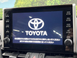【ナビ機能付きディスプレイオーディオ】ナビ機能搭載の他、お持ちのスマートフォンと連携して、ナビやbluetoothでの音楽再生が可能です♪デザインはもちろん操作性も良好!