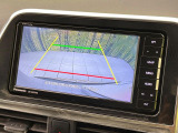 【バックカメラ】駐車時に後方がリアルタイム映像で確認できます。大型商業施設や立体駐車場での駐車時や、夜間のバック時に大活躍!運転スキルに関わらず、今や必須となった装備のひとつです!