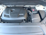 ご納車前に、店舗に併設された整備工場にて点検整備を行います。ボルボ車を熟知したテクニシャンが、ディーラーならではの安心感をご提供致します。