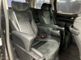 車内もキレイで嫌な臭いもありません☆車内の臭い、汚れが気になる方は内装のスチームクリーナーも施工可能です♪