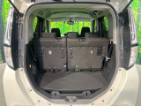 普段のお買い物や通勤、送迎等に十分な荷室スペースを確保しております。セカンドシートを倒すと、大きな荷物の積載も可能です♪