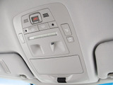 使いやすさや安全性を追求したステアリング周り!高級車ゆえにスイッチ類が多いのも特徴ですね!考え尽くされた配置ですぐに使いこなす事が出来ますのでご安心下さい!是非、体感してみて下さい!!