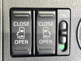 【両側パワースライドドア】スマートキーや運転席のスイッチで後席両側スライドドアの開閉が可能♪電動だから力を入れてドアを開ける必要が無く、小さなお子様でも簡単に開け閉めでき快適です♪