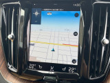 【9インチタッチスクリーン純正HDDナビ】「Apple Car Play」「Android Auto」対応のボルボ先進ナビゲーション「SENSUS」。最新地図データへ無料更新してお渡しします。