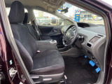 運転席シート廻りは使用感も少なく、良好な状態となっています。丁寧に使われていたことがよくわかりますね。