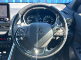 【ステアリングスイッチ】運転中、前方から目線をそらすことなく、オーディオ等の操作が可能な便利機能!安心&快適なドライブを演出してくれます♪