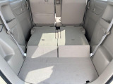 普段のお買い物や通勤、送迎等に十分な荷室スペースを確保しております。セカンドシートを倒すと、大きな荷物の積載も可能です♪