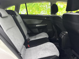 運転席側後部座席