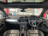 Q3スポーツバック 35 TFSI Sライン 本革シート サンルーフ