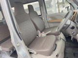 ドライバーによって運転しやすいポジションは異なり、あの車はどうなのか不安なこともありますよね。気になるお車は店頭で乗り込んでご確認いただけます♪