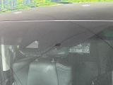 【トヨタセーフティセンス】走行中に前方の車両等を認識し、衝突しそうな時は警報とブレーキで衝突回避と被害軽減をアシスト。より安全にドライブをお楽しみいただけます。