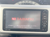 【純正ナビ】人気の純正ナビを装備しております。ナビの使いやすさはもちろん、オーディオ機能も充実!キャンプや旅行はもちろん、通勤や買い物など普段のドライブも楽しくなるはず♪