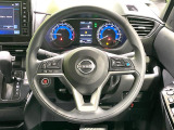【ステアリングスイッチ】運転中、前方から目線をそらすことなく、オーディオ等の操作が可能な便利機能!安心&快適なドライブを演出してくれます♪