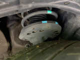 お車を安心してお乗りいただく為には、足回りの定期点検が欠かせません。サービスサポート(有償保証)では無料点検もご提供しており、安心のカーライフをお過ごしいただけるサポート体制が整っています。