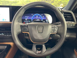 【純正革巻きステアリング】上質な革を使用することで、手にしっかり馴染みとても運転しやすいハンドルです♪