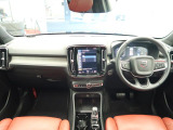 XC40 B4 AWD インスクリプション 4WD 