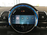 純正ナビです。とても使いやすく、Bluetooth&USBオーディオインターフェイスで、電話も音楽も楽しめます。