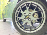 【BBS製16インチアルミホイール】大人気メーカーのホイールを装備♪軽量・高硬度のアルミホイールは、ハンドリング・加速など、走りの質を向上してくれます♪