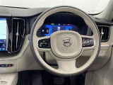XC60 リチャージ アルティメット T6 AWD PHEV 4WD 4WD 本革シート