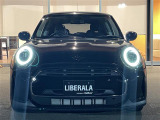 ◆LIBERALAは、輸入車選びの新たなスタイルを提案するインポート・セレクト・ブランドです。オーナー様となる方がクルマから直接感じる感性を第一にした、最良の一台との出会いをコーディネートいたします。