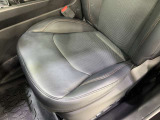 ショールームでは、認定中古車に加え、最新のニューモデルも各種取り揃えております。見学や試乗はもちろん、専門スタッフによるアドバイスなど、様々なサービスを通して、「ジープのある生活」をご体感いただけます