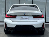 BMWを熟知したメカニックによる、360度の納車前点検。ドイツ本国と同様の教育・訓練を受けたメカニックが徹底的に点検、整備した後にお客様にお引渡しします。