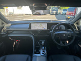 クラウンスポーツ 2.5 Z E-Four 4WD 本革シート