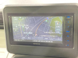 【ナビゲーション】目的地までしっかり案内してくれる使いやすいナビ。Bluetooth接続すればお持ちのスマホやMP3プレイヤーの音楽を再生可能!毎日の運転がさらに楽しくなります!!
