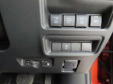 両側電動のスライドドアで楽々スムース!運転席からも開閉の操作もできます♪キーのスイッチひとつで自動開閉できる便利な機能もついてます♪