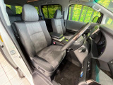 運転席シート廻りは使用感も少なく、良好な状態となっています。丁寧に使われていたことがよくわかりますね。
