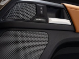 MERIDIANは英国のプレミアムオーディオブランドです。重低音から高音域までしっかりと再現でき、コンサートのような臨場感溢れる音響空間を実現します。どうぞ店頭にてご体感ください。