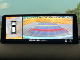 【360&deg;ビューモニター】専用のカメラにより、上から見下ろしたような視点で360度クルマの周囲を確認することができます☆死角部分も確認しやすく、狭い場所での切り返しや駐車もスムーズに行えます。