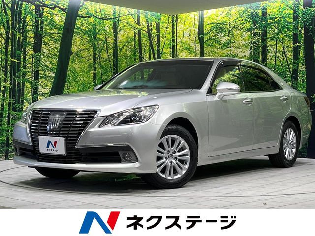 クラウン 2.5 ロイヤルサルーン i-Four 4WD 
