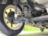 お車を安心してお乗りいただく為には、足回りの定期点検が欠かせません。サービスサポート(有償保証)では無料点検もご提供しており、安心のカーライフをお過ごしいただけるサポート体制が整っています。