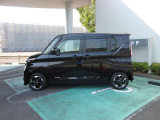 納車前には当社整備工場にて、日産整備士が、整備を実施。安心してお乗り頂けますようお渡しさせていただきます。