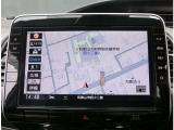 大画面で、運転中でも見やすい地図で遠くのお出かけも安心