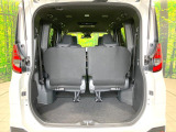 積み下ろしのしやすいデッキにはたっぷりと荷物を積み込んでいただけます。遊びから仕事まで、様々なシーンで頼れます♪