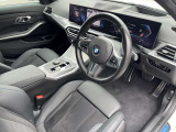 時を経ても深い魅力を放ち続けるBMW。より快適にお乗り頂くためにサポートプログラムをご用意しております。※認定中古車保証は登録日より最長4年間まで延長が可能です。